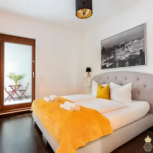  Apartment Pineapple Palais Am Neumarkt - 90 Qm - 1x Free Parking