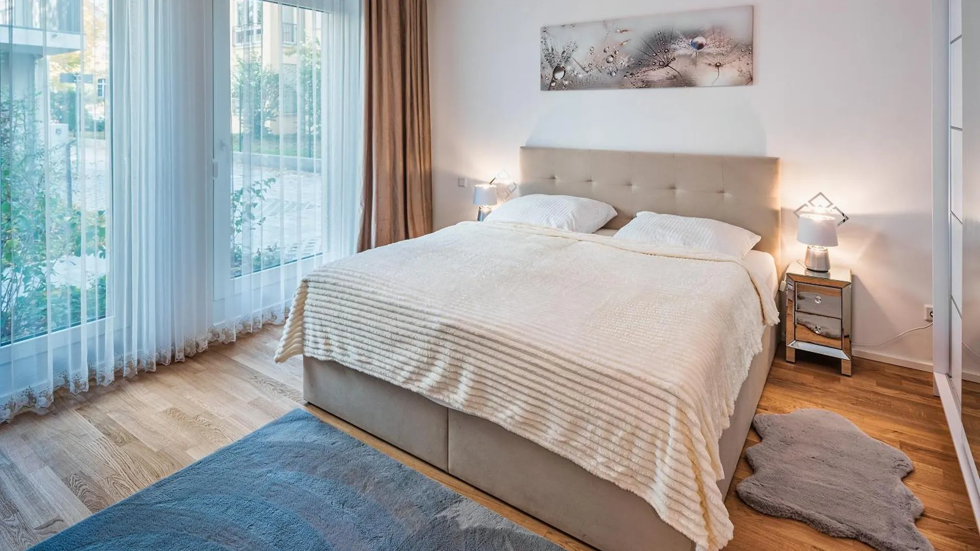 Apartment Am Grossen Garten - Terrasse & Parkplatz -8 Personen location